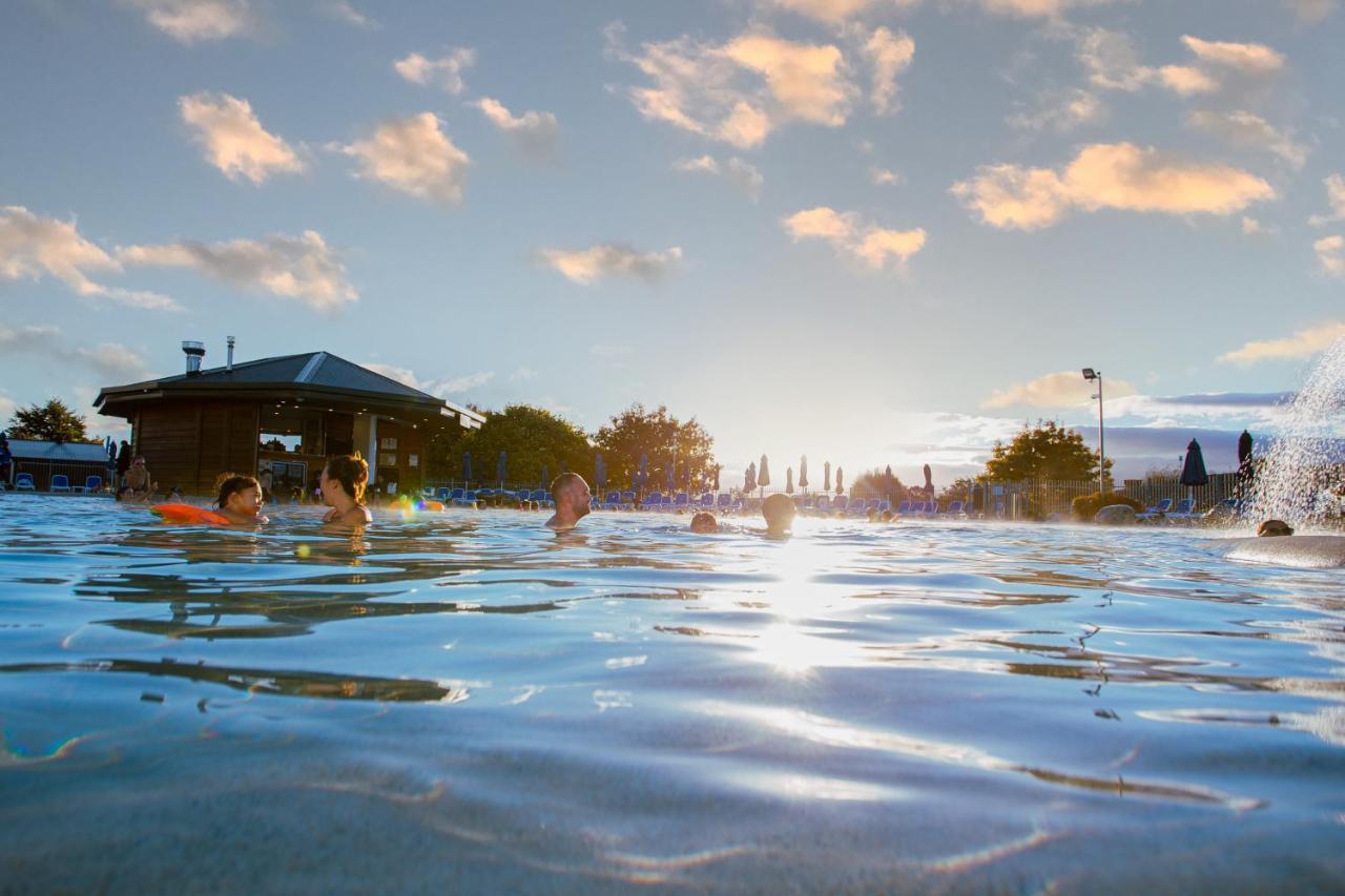 Lake Taupo Holiday Resort מראה חיצוני תמונה
